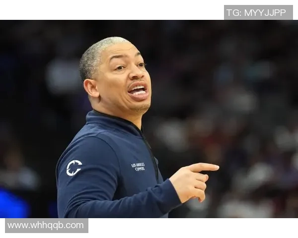 爵士与快船精彩对决数据直播全程跟踪分析与实时更新